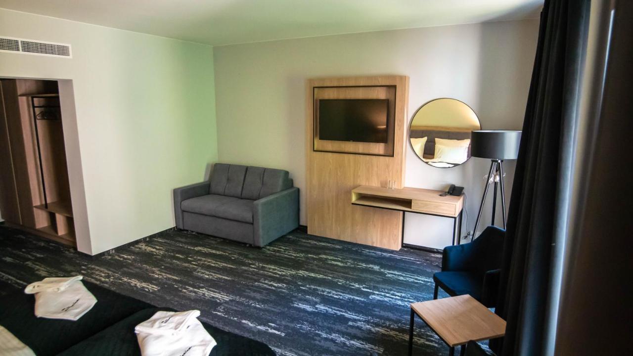 Aparthotel Nowe Millenium Świnoujście Exterior foto